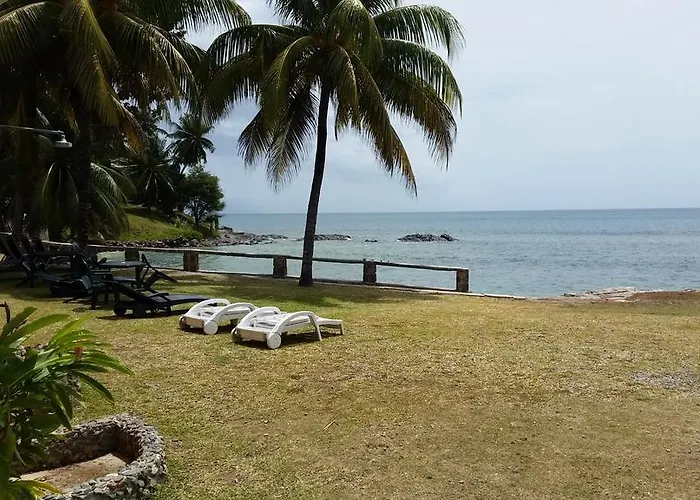 Cove Apartment *