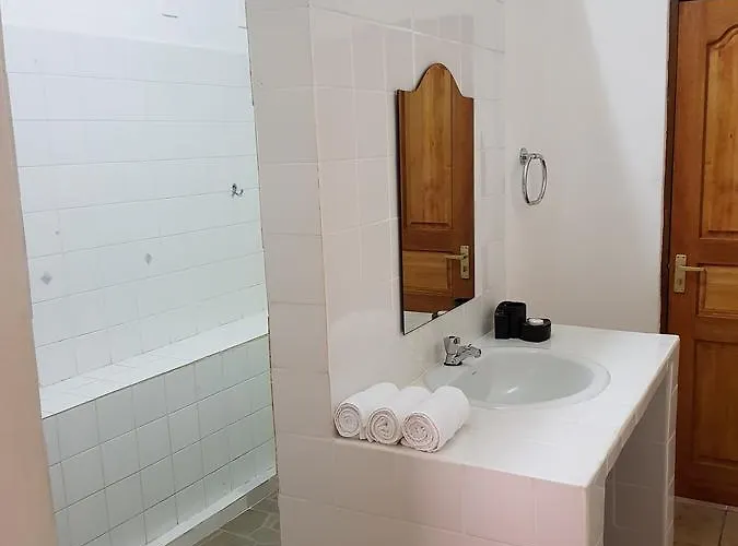 Apartment Cove *