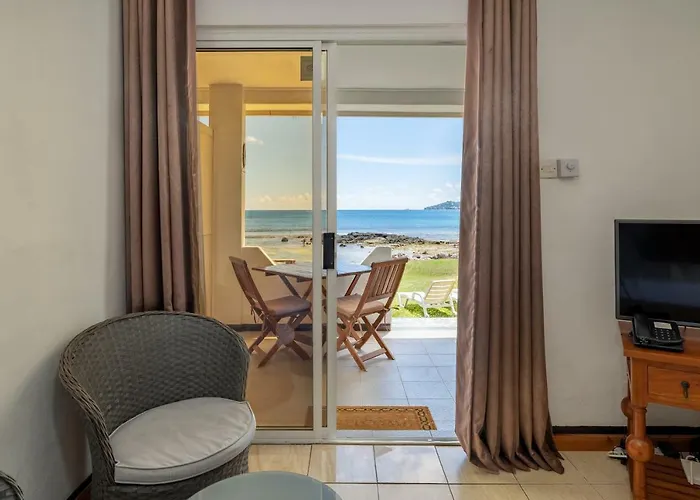 Cove Apartment