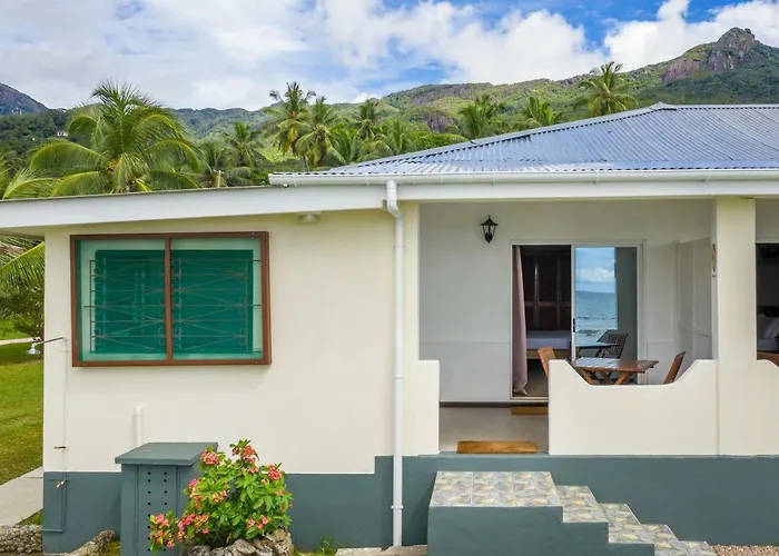 Cove Apartment